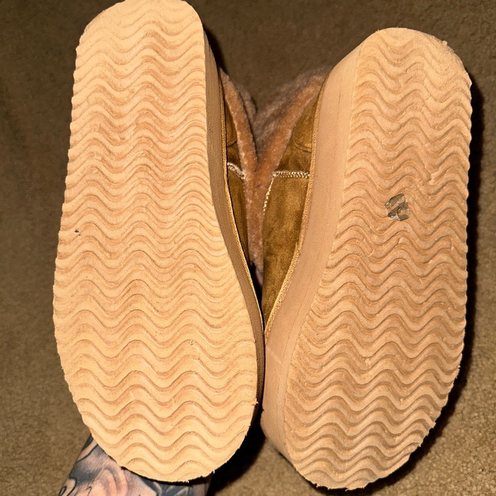 Tan Suede Platform UGG Inspired Boots - Picture 3 of 4
